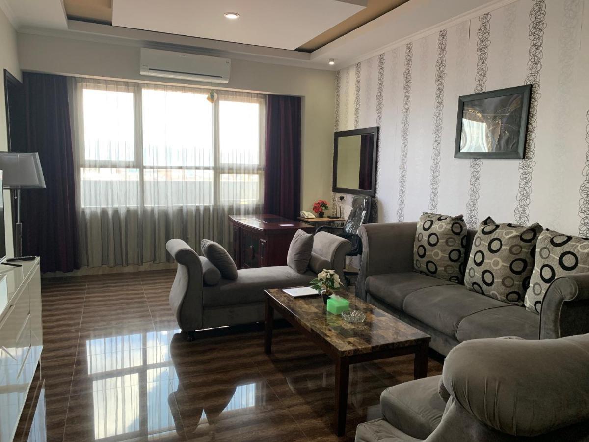 Pacific Hotel Ambon Dış mekan fotoğraf