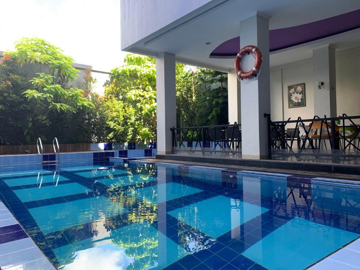 Pacific Hotel Ambon Dış mekan fotoğraf
